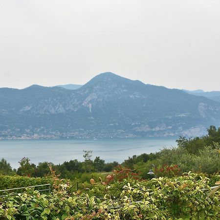 Residenza Alle Torri With Pool Тори дел Бенако Екстериор снимка