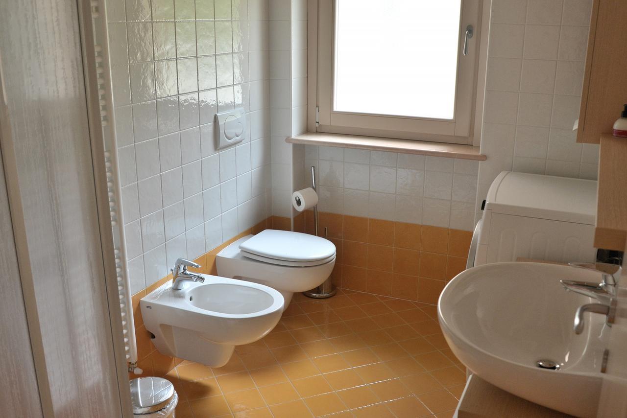Residenza Alle Torri With Pool Тори дел Бенако Екстериор снимка